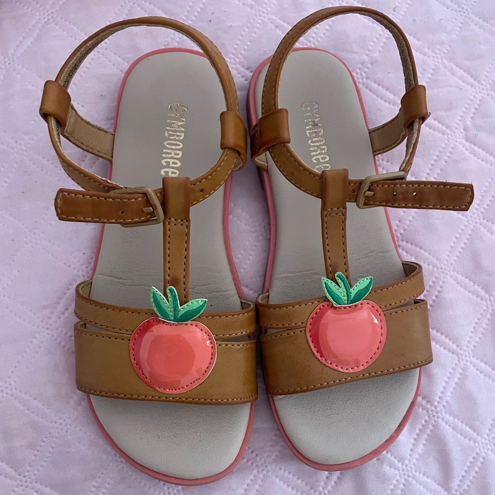 Beautiful sandals for girls- Gymboree